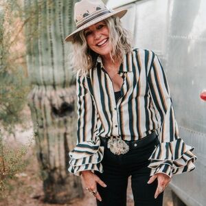 Darling stripped blouse